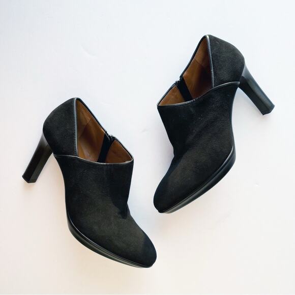 Aquatalia Suede Side Zip Ankle Bootie - Picture 2 of 9